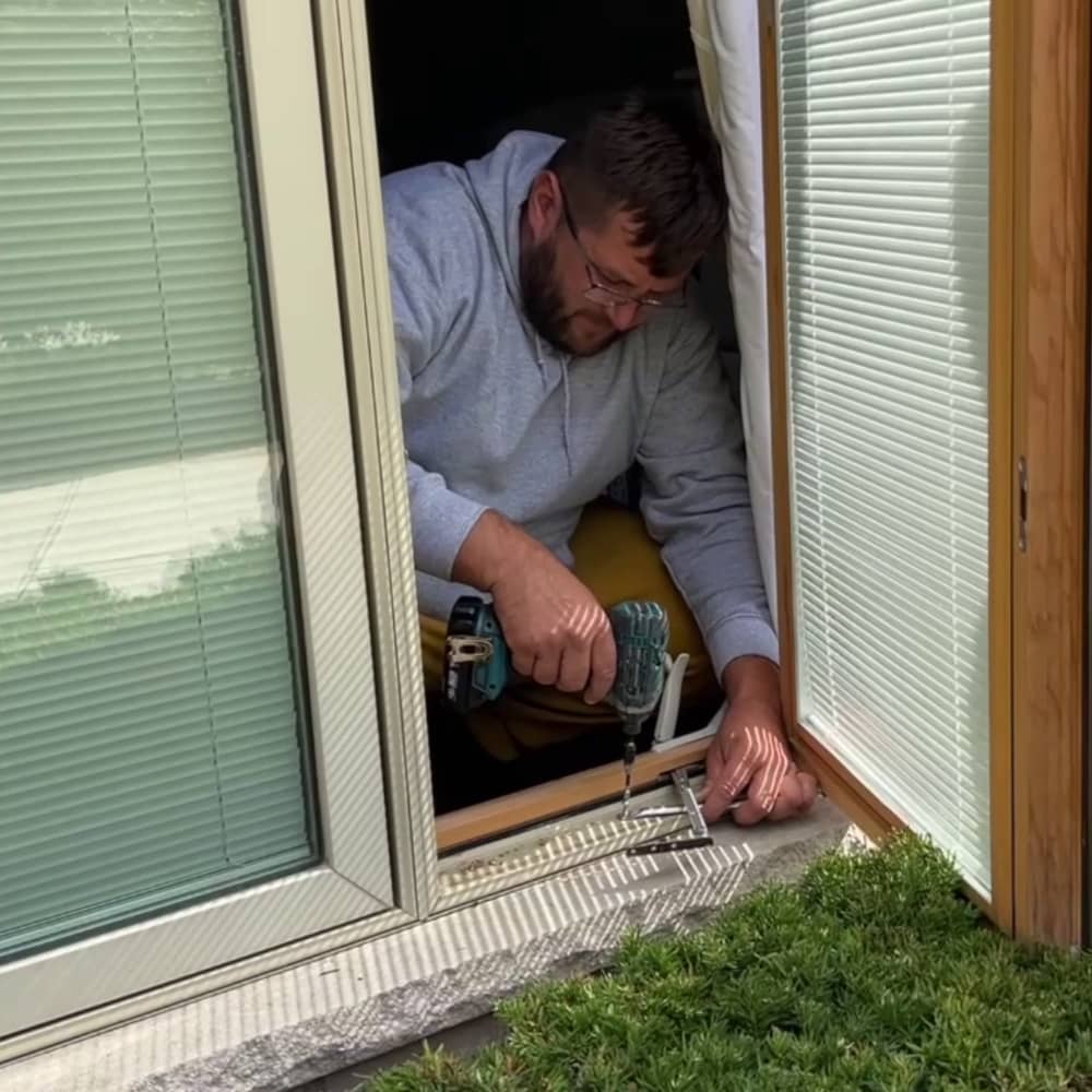 casement window repair service