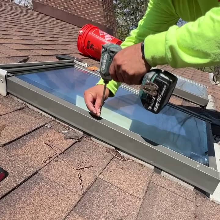 skylight window replacement service