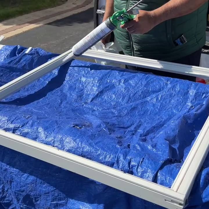 vinyl window glass replacement service